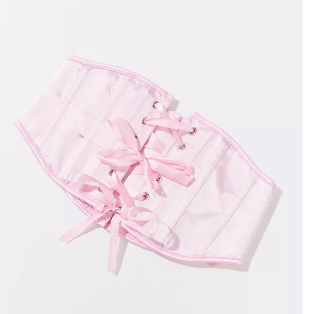 ⭐️ Satin Corset Pink Hipster Hippie Glam Chic Sexy Elegant Topper Blouse Belt